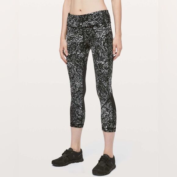Lululemon Pace Rival Crop *22" Achromatize Ice Grey Black - Picture 1 of 4